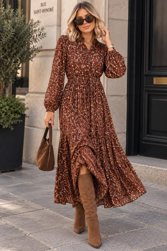 Printed women's long dress – adjustable waist, long puff sleeves and a full ruffled skirt: Brun / SM